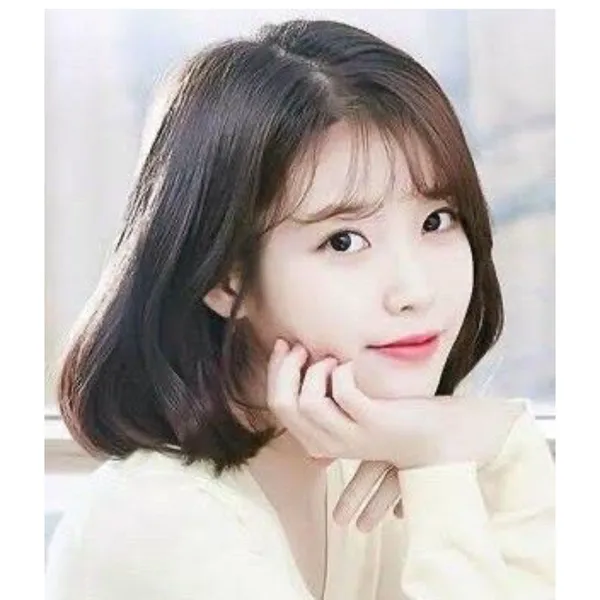 Penampilan IU yang Paling Dicintai Hari Ini