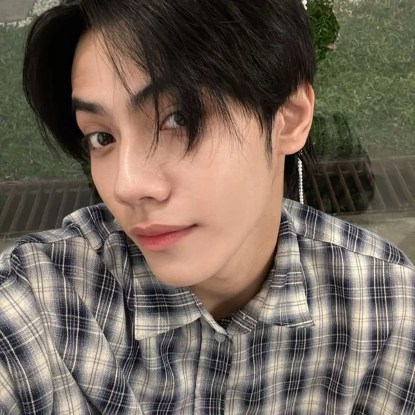 Today's Most Loved Peemwasu (BUS)