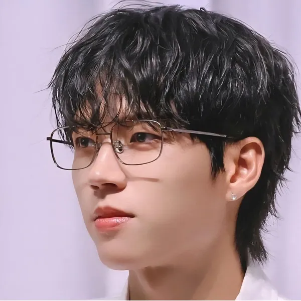 오늘 가장 사랑받은 남우현 (인피니트)의 모습