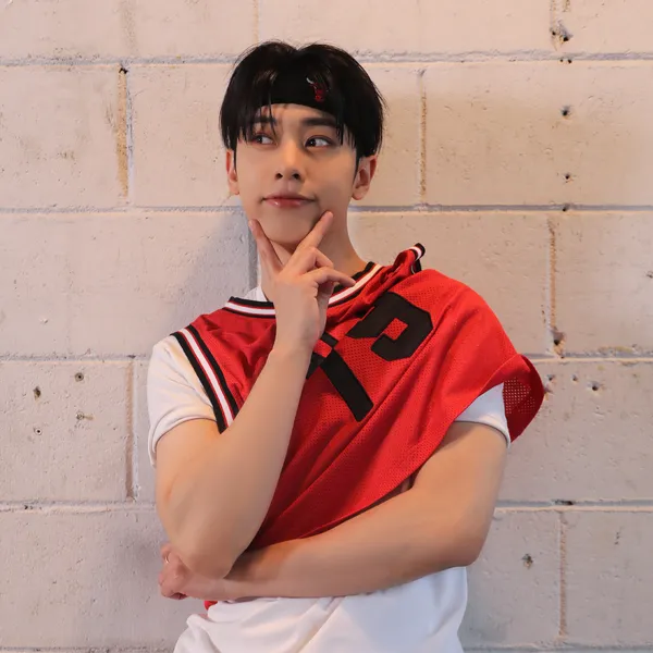 ファンが選んだキム・ドンヒョン (AB6IX)最高の瞬間