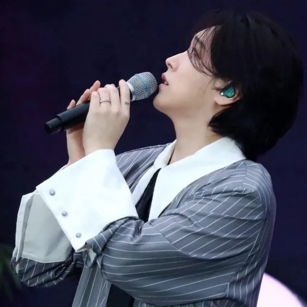 今日最も愛されたソンミン (Super Junior)の姿
