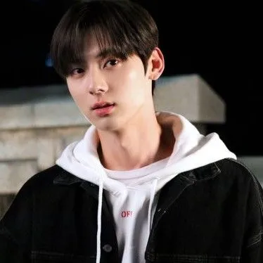 팬들이 뽑은 황민현 최고의 순간