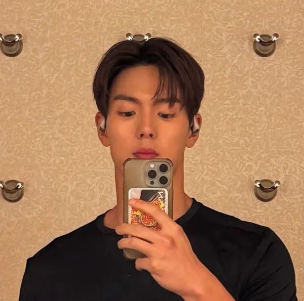 Best moment chosen by Shownu (MONSTA X) fandom