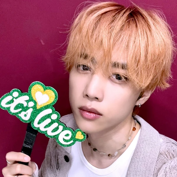 Top Photo Full of Sunwoo (THE BOYZ) Love