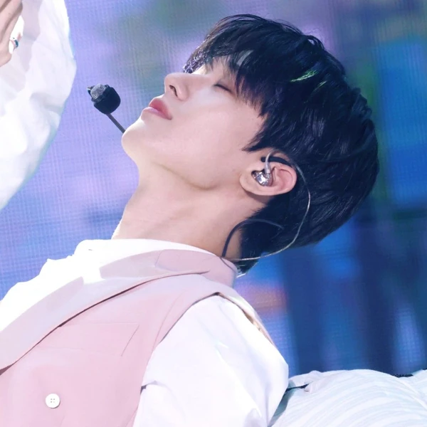 今日最受喜愛的柱延 (THE BOYZ)