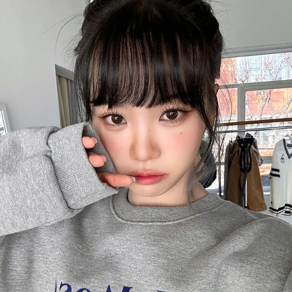 오늘 가장 사랑받은 김채원 (르세라핌)의 모습