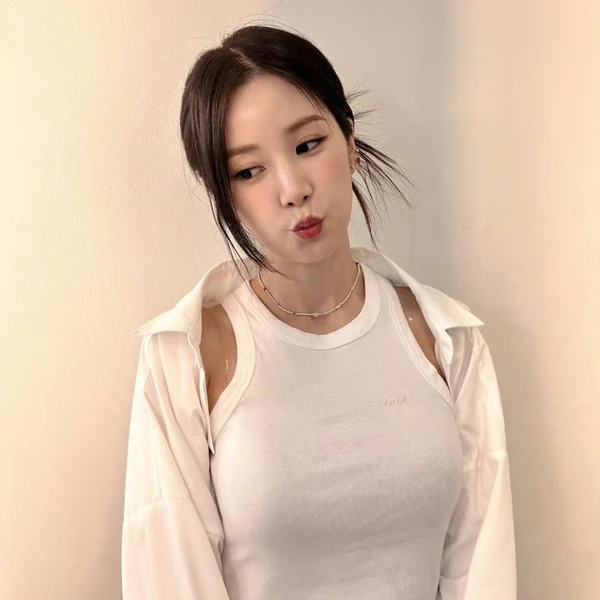 パク・チョロン (Apink)への愛が詰まった人気写真