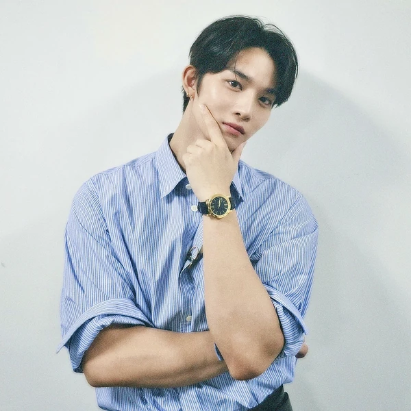 Today's Most Loved Bae Jinyoung