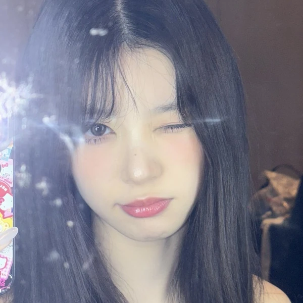 今日最も愛されたモカ (ILLIT)の姿