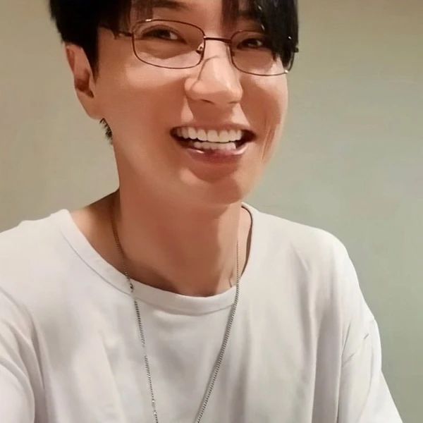今日最も愛されたイトゥク (Super Junior)の姿