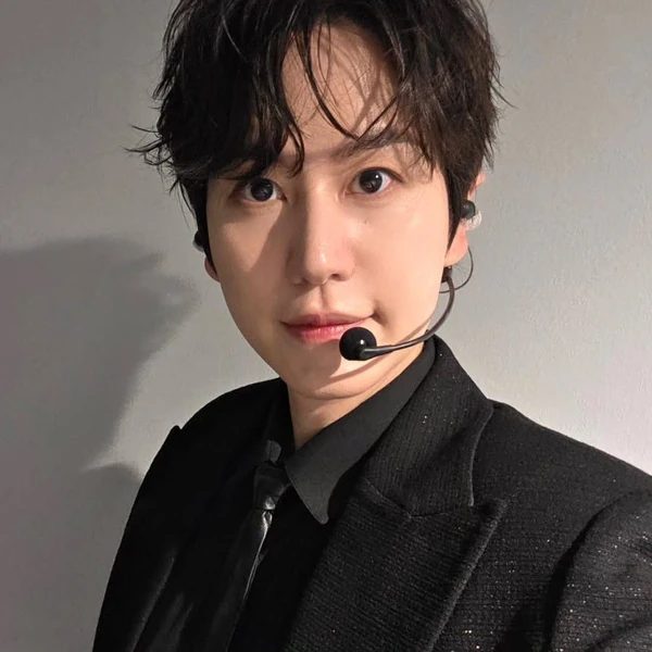 今日最も愛されたキュヒョン (Super Junior)の姿