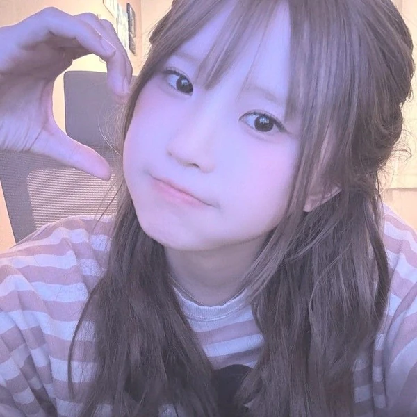 Top Photo Full of Song Hayoung (fromis_9) Love