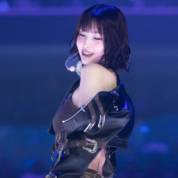 アイドル MESH UNIFORM - MOMO / TWICE MESH UNIFORM - MOMO / TWICE『READY TO BE SPECIAL』 – JYP