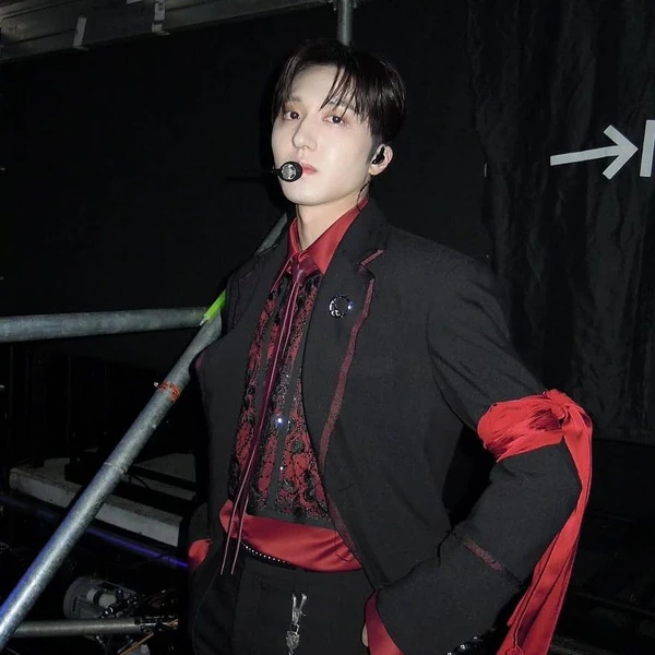Today's Most Loved Chani (SF9)