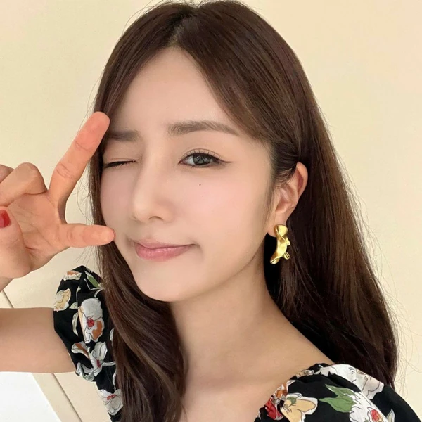 Fans' Pick: Best Moment of Yoon Bomi (Apink)