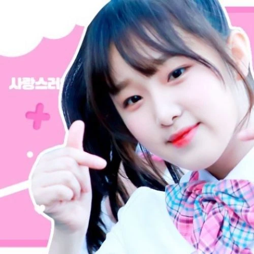 Today's Most Loved Choi Yena