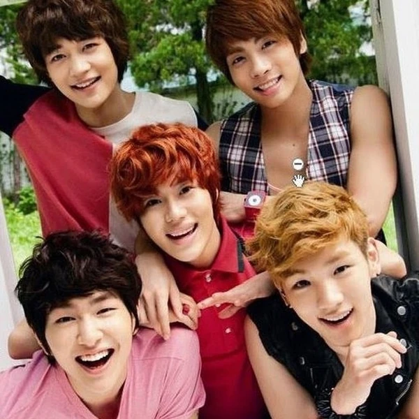 Fans' Pick: Best Moment of SHINee