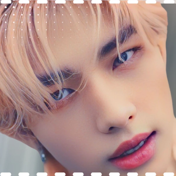Popular profile image of Hyunjin (Stray Kids) selected by votes