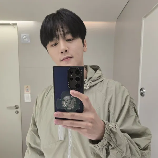Today's Most Loved Youngbin (SF9)