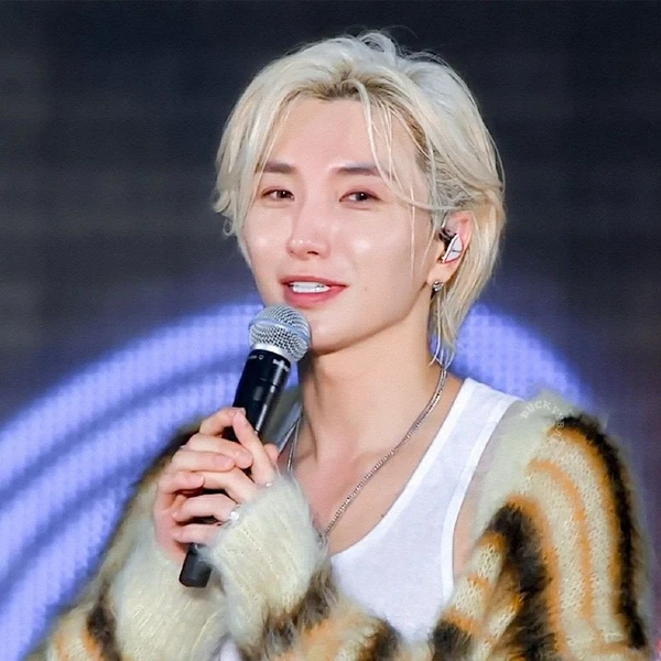 Top Photo Full of Leeteuk (Super Junior) Love