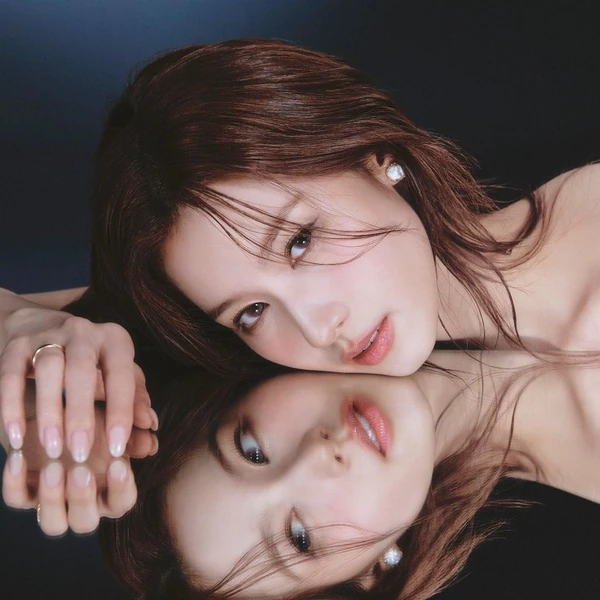 今日最受喜愛的Sana (TWICE)
