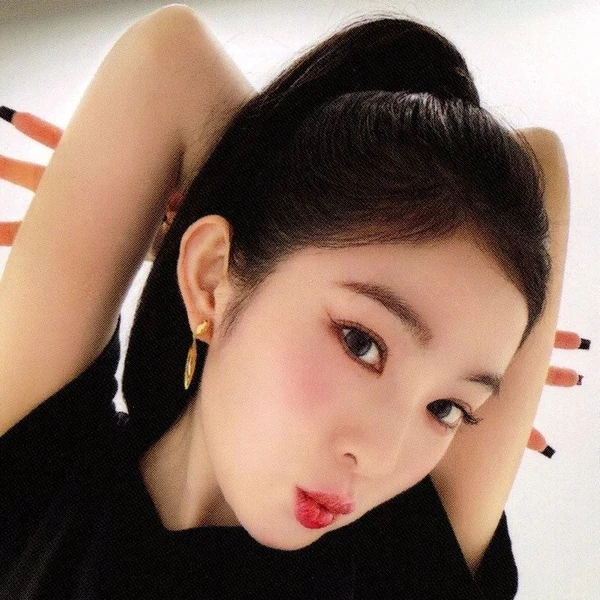 今日最受喜愛的Irene (Red Velvet)