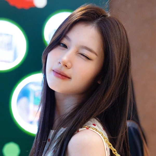 粉絲票選的Sana (TWICE)最佳瞬間