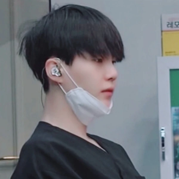Momen Terbaik SUGA (BTS) Pilihan Penggemar