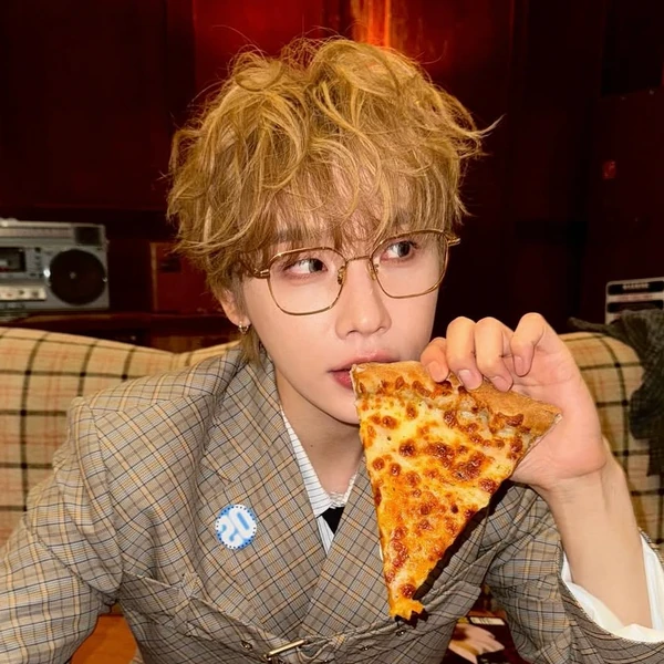 Top Photo Full of Jeon Woong (AB6IX) Love