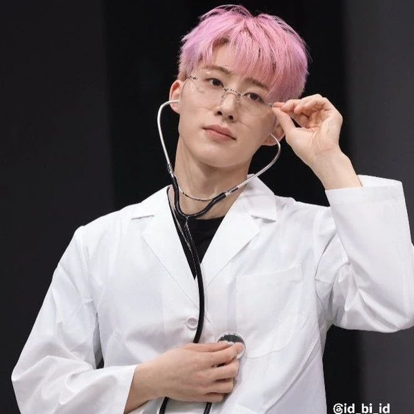 Today's Most Loved B.I