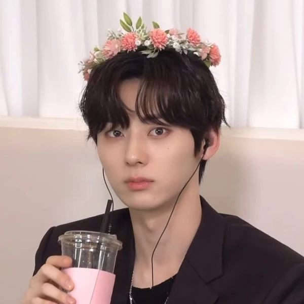 Fans' Pick: Best Moment of Hwang Minhyun