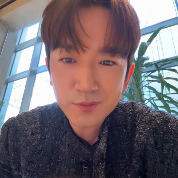 Top Photo Full of Lee Minwoo (SHINHWA) Love
