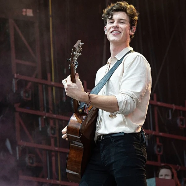 Top Photo Full of Shawn Mendes Love