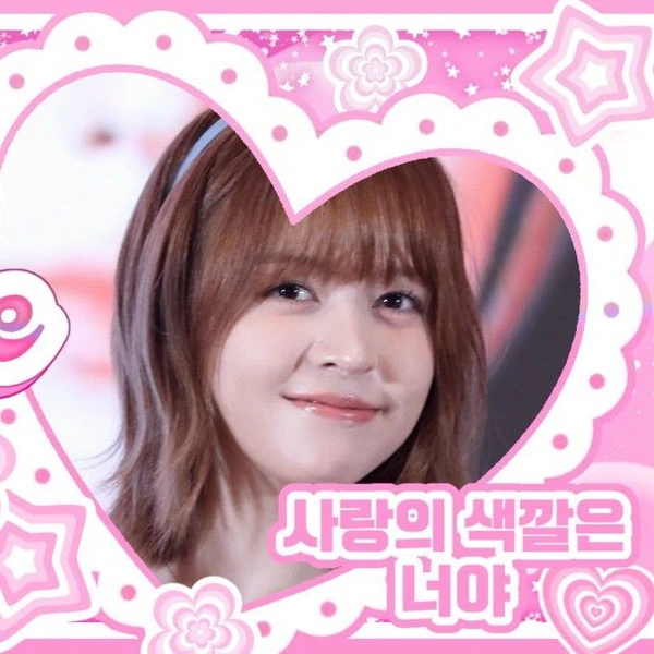 充滿粉絲愛意的LILY (NMIXX)人氣照片