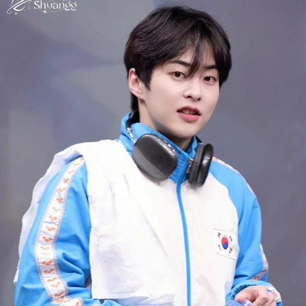Today's Most Loved Xiumin (EXO)