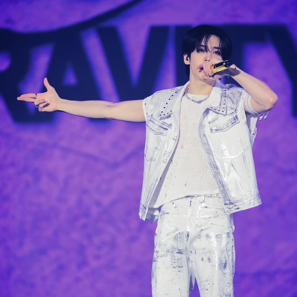 Top Photo Full of Allen (CRAVITY) Love