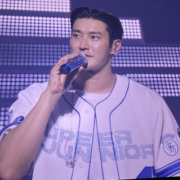 Today's Most Loved Siwon (Super Junior)