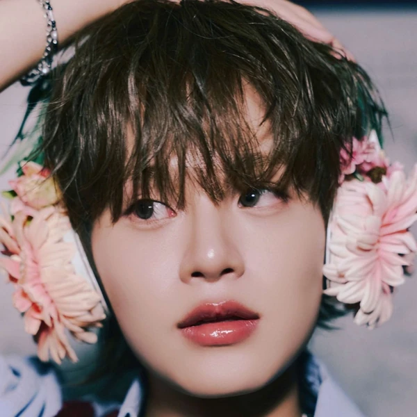 Today's Most Loved Lee Daehwi (AB6IX)