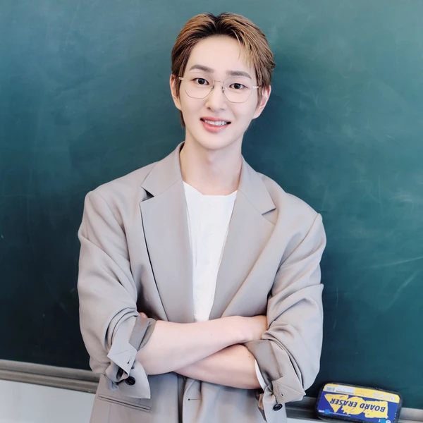 Fans' Pick: Best Moment of Onew (SHINee)