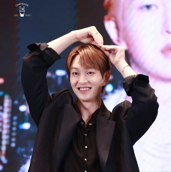 Fans' Pick: Best Moment of Onew (SHINee)