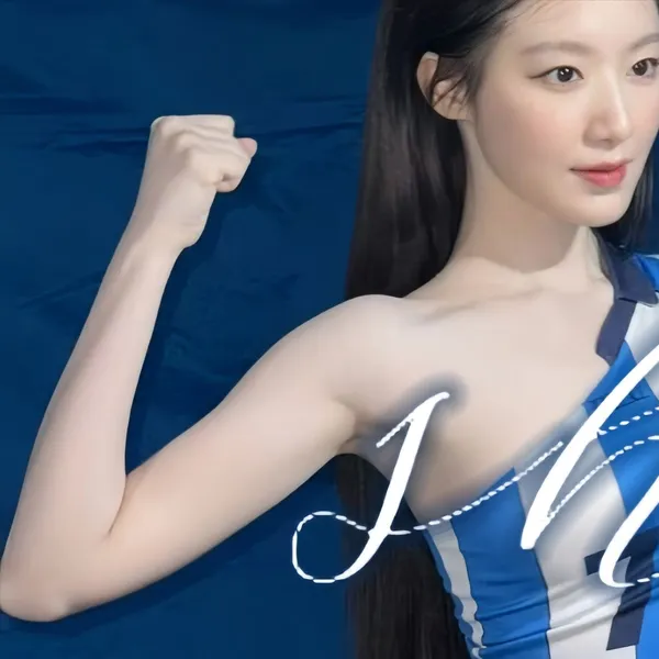 Top Photo Full of Shuhua (i-dle) Love