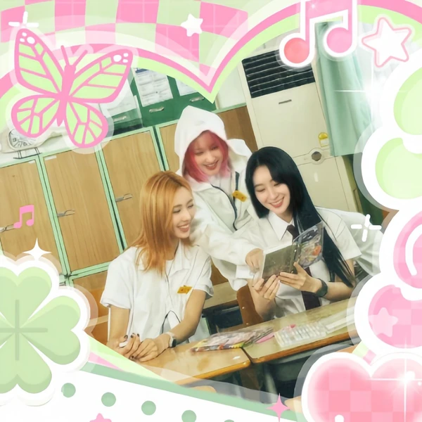 Top Photo Full of Siyeon (DREAMCATCHER) Love