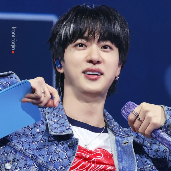 진 (방탄소년단)의 매력을 담은 최애돌 대표 사진