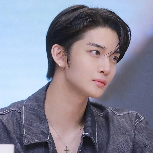 Fans' Pick: Best Moment of Bae Jinyoung
