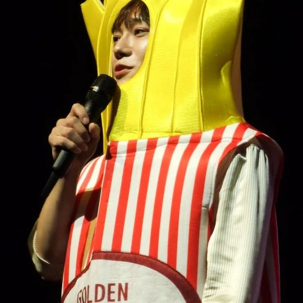 Foto Populer Penuh Cinta untuk Chen (EXO)