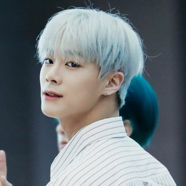 ムンビン (ASTRO)への愛が詰まった人気写真