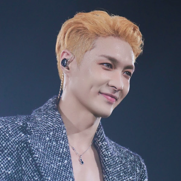 Today's Most Loved Lay (EXO)