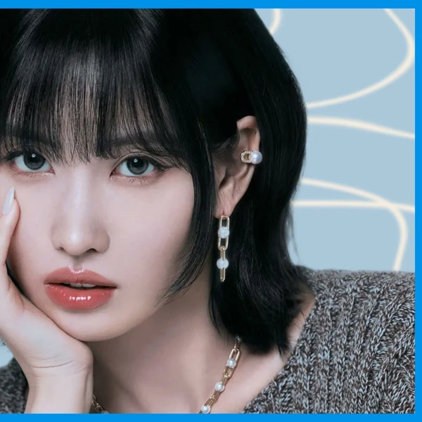 Foto Populer Penuh Cinta untuk Momo (TWICE)
