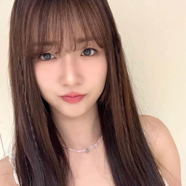 Today's Most Loved Yoon Bomi (Apink)