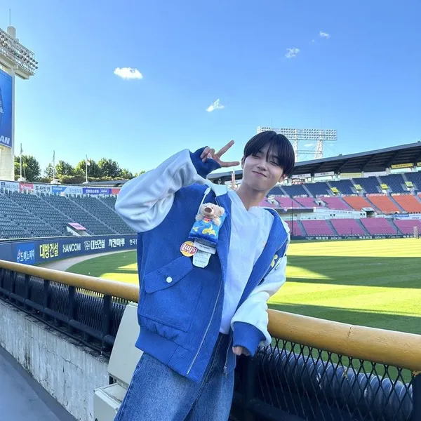Top Photo Full of Son Dongpyo Love